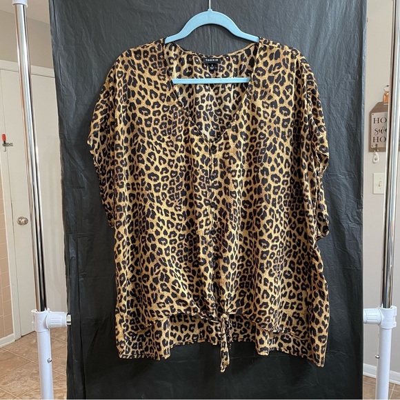 Torrid 3 Leopard Print Tie-Front Blouse Summer Jungle Safari Animal Print - Picture 1 of 6